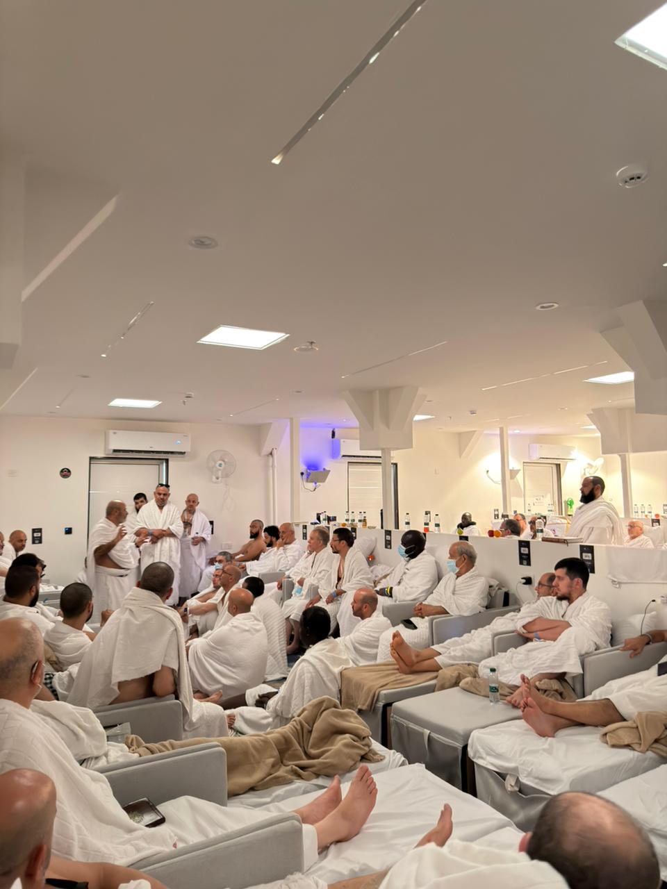 مجموعة المجاملة / المشاعر